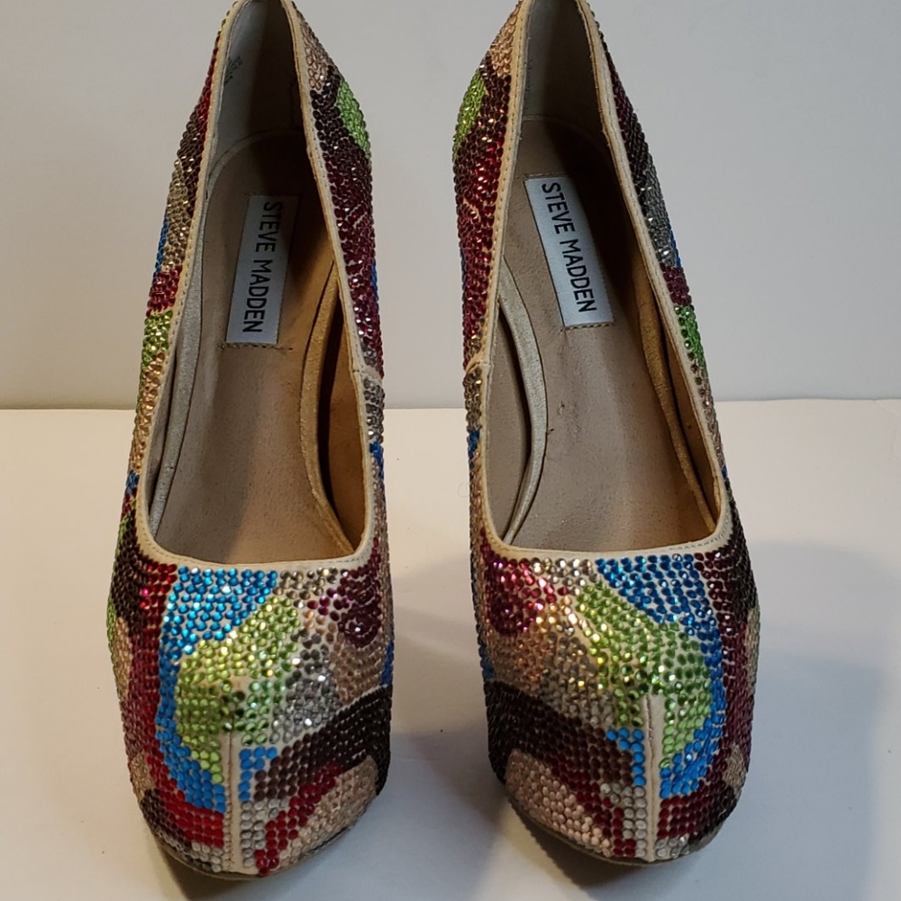 Beautiful Steve Madden rhinestone high heels